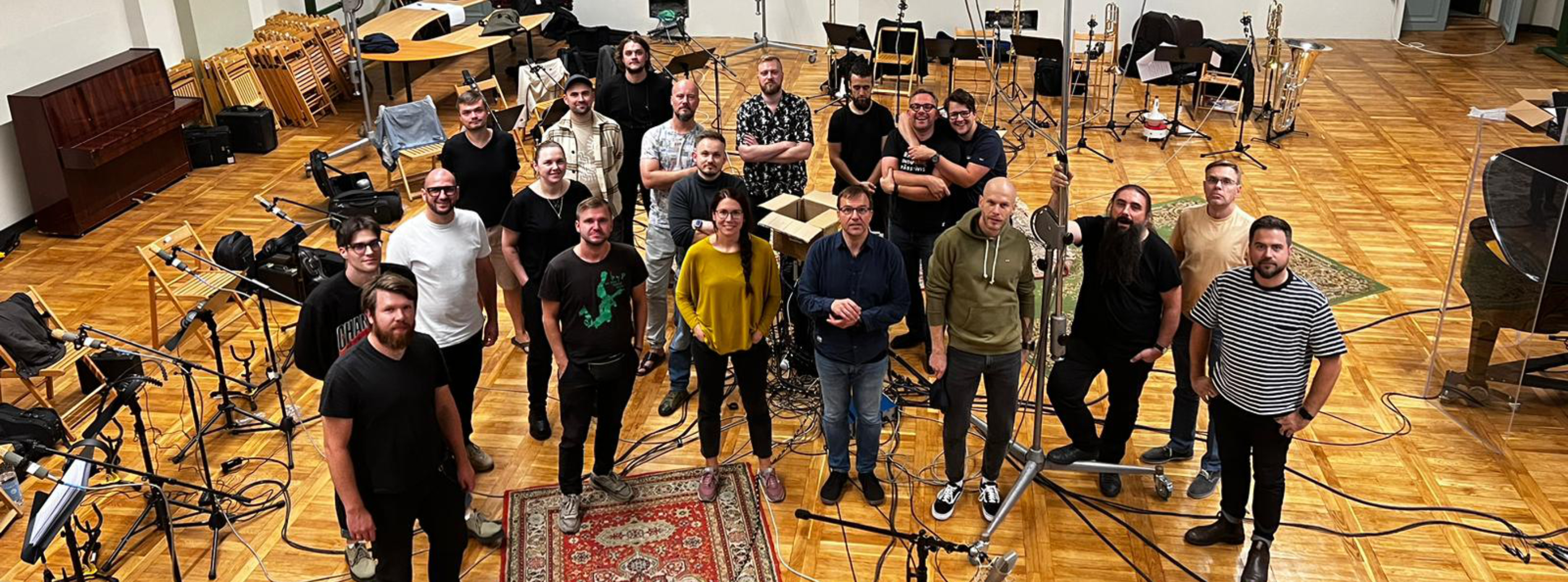 Song%20and%20Dance%20 %20narrow%20group%20photo